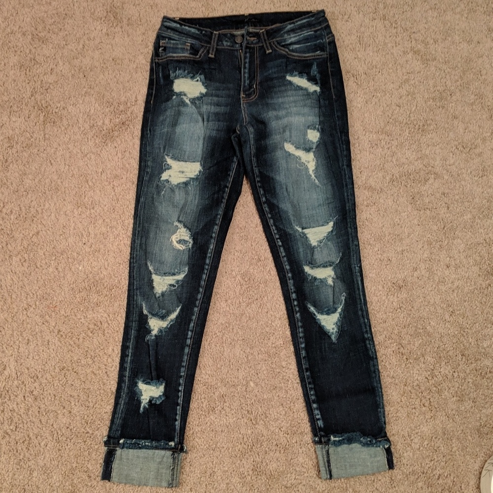 Destroyed Skinny Jeans